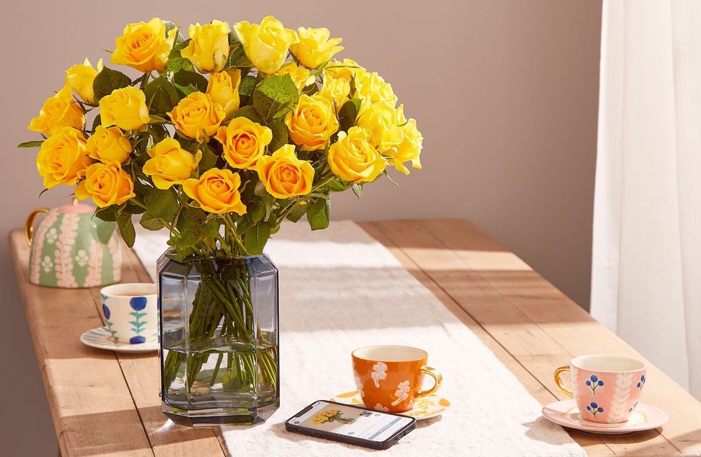 large_Yellow-Roses.jpg